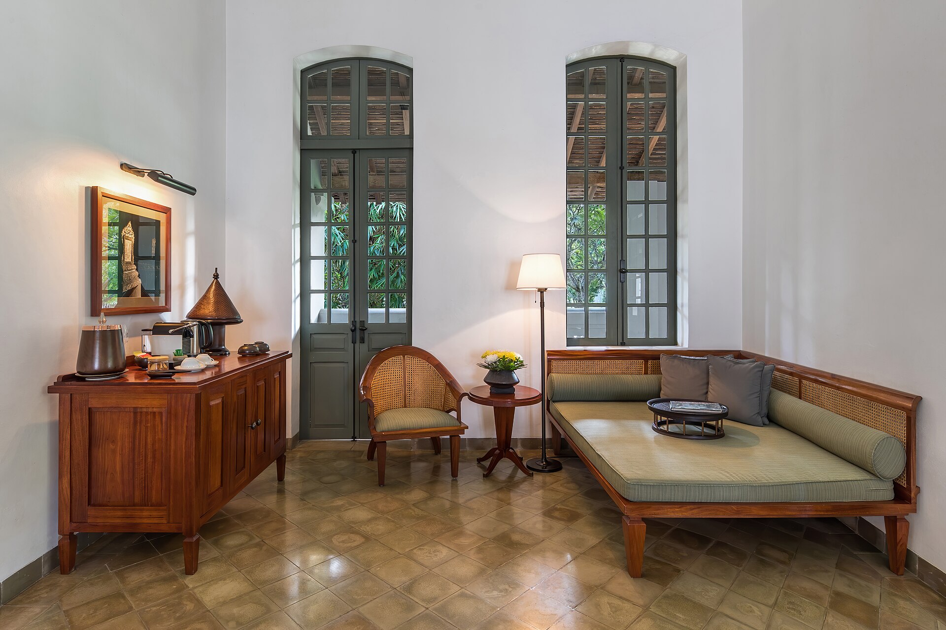 Hospitality & Accommodation business — Boutique Hotel, Old Québec